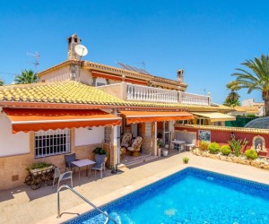 Orihuela Costa (Campoamor), Villa #CQ-UR-56196