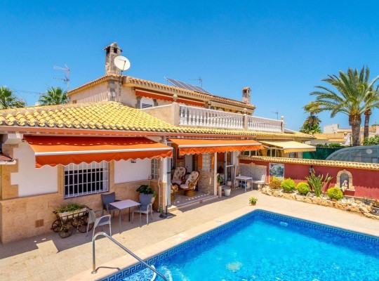 Orihuela Costa (Campoamor), Villa #CQ-UR-56196