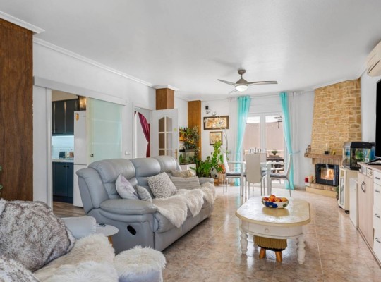 Benijofar, Villa #CQ-974