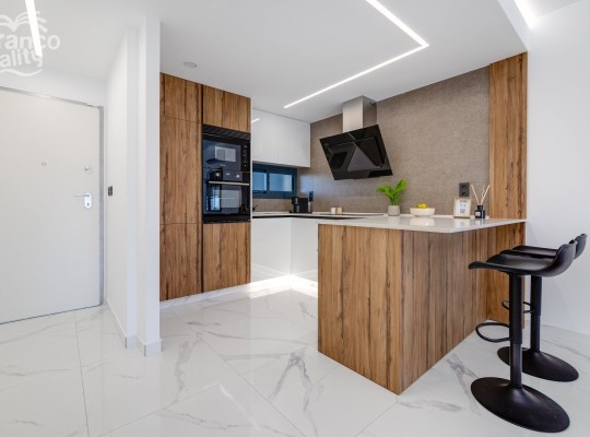 Apartmány se 2 nebo 3 ložnicemi v El Raso.