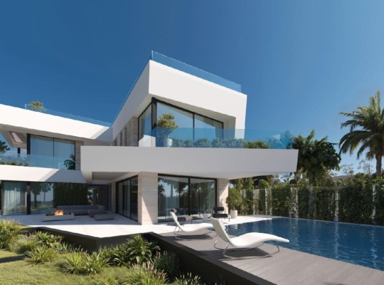 Vily Calahonda s výhledem na moře, 200m od pláže, Marbella East