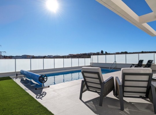 San Miguel de Salinas (Torremendo), Villa #CQ-WI-12408