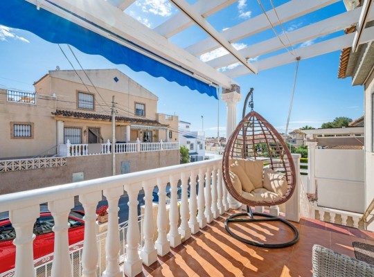 San Miguel de Salinas, Villa #CQ-WN-73689