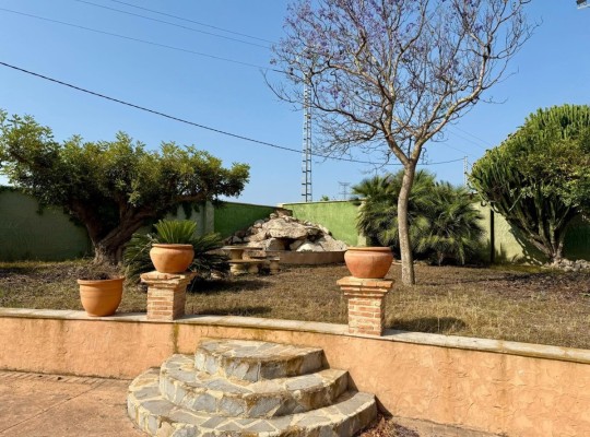 San Miguel de Salinas, Villa #CQ-VK-33957