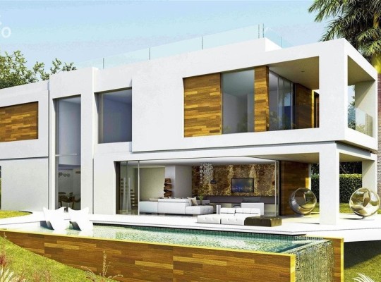 Estepona (Costa del Sol), Villa - Detached #CM-R3103880