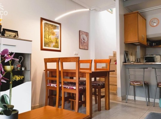 Investiční apartmán v aparthotelu, jen 500m od pláže, Cabo Roig