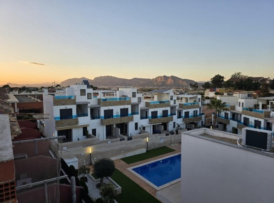 Bigastro (pueblo), Town House #RD-N9553