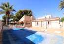 Orihuela Costa (Punta Prima), Villa #CQ-JM-15958