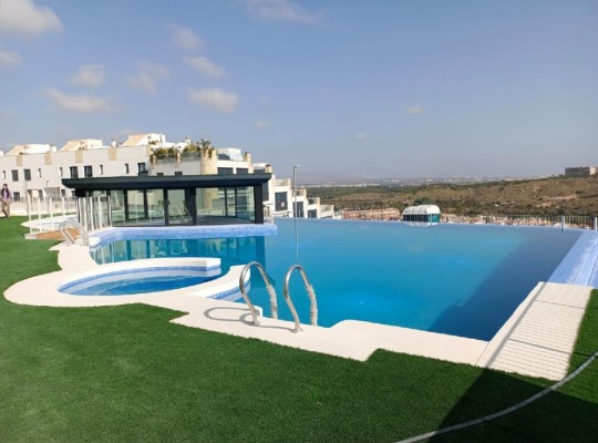 Luxurious maisonette with sea view 500m from the beach