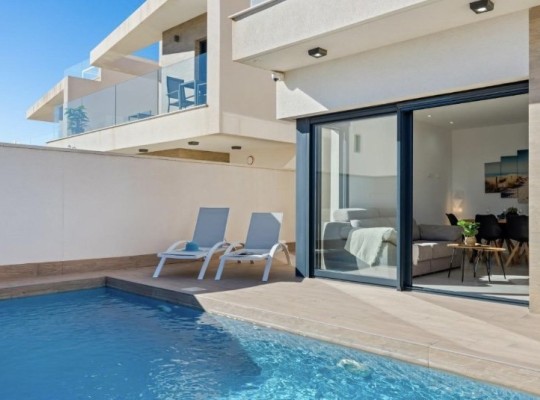 San Miguel de Salinas (SAN MIGUEL DE SALINAS), Villa #CQ-GL-36648