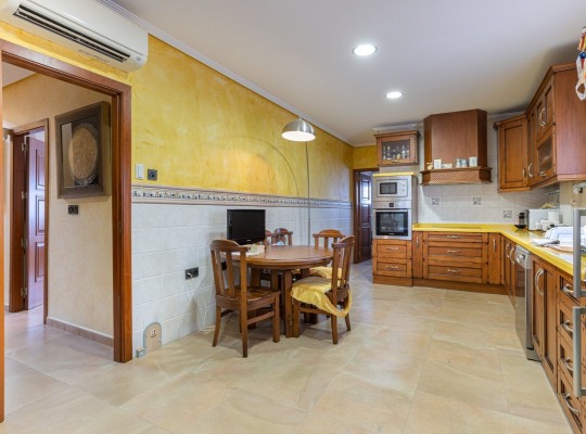 Los Montesinos (La Herrada), Villa #CQ-CB-29533