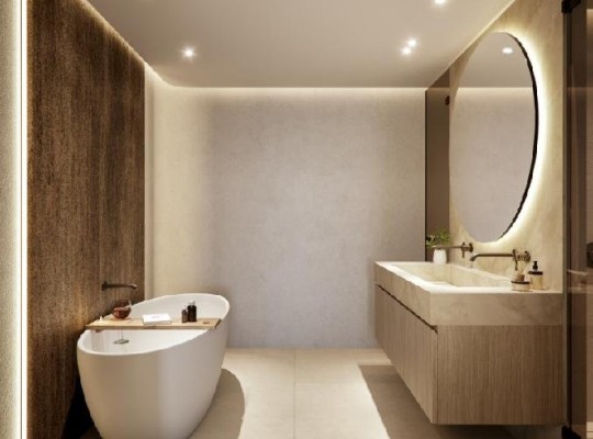 Prémiové bydlení u pláže s panoramatickými výhledy a rychlým spojením do Málagy