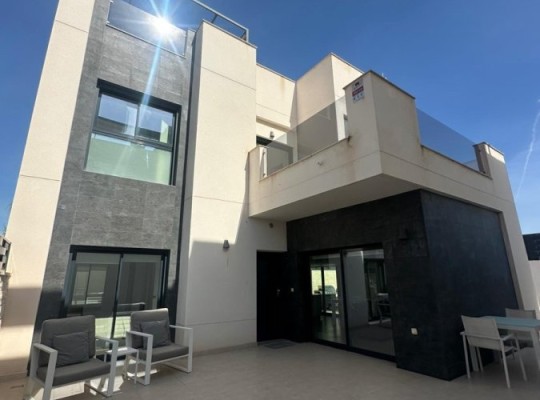 Ciudad Quesada (Pueblo Bravo), Villa #CQ-852