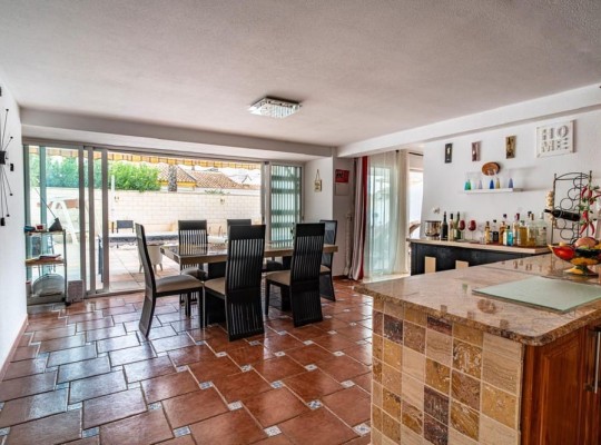 Villamartin, Villa #CQ-VK-33226
