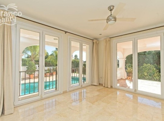 Vila v Los Monteros, Marbella East