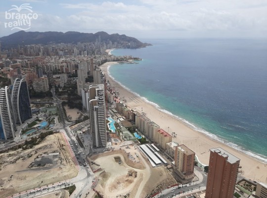 Modern apartment in the most famous building in Benidorm - Intempo