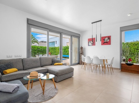 Orihuela Costa (Vistabella Golf), Villa #CQ-WN-51533