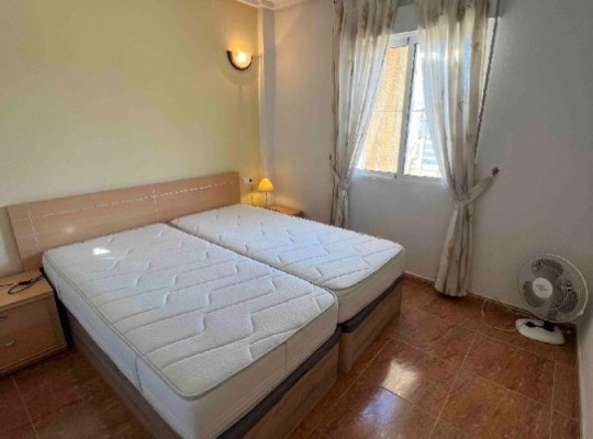 Apartmán s garáží a velkou terasou v centru, Torrevieja