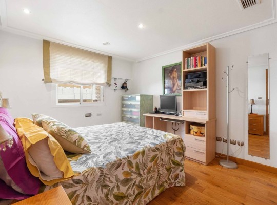 Torrevieja (Torrevieja Centro), Apartment #CQ-KB-42173