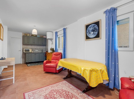 San Miguel de Salinas, Villa #CQ-WN-73689