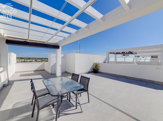 Apartmány se 2 nebo 3 ložnicemi v El Raso.