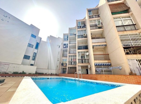 Studio s bazénem v Habaneras, Torrevieja – ideální pro bydlení na pobřeží