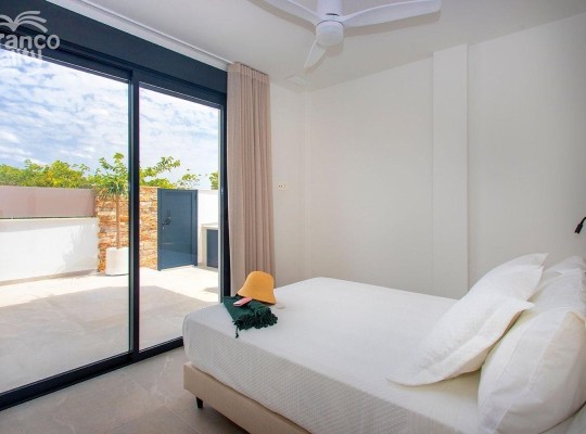 Sucina, Villa #RD-N9601