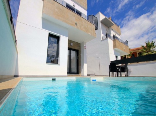Torrevieja, Villa #CQ-OC-30562