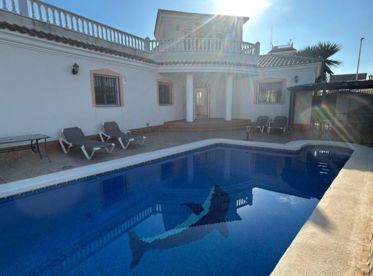 Los Alcazares (Santa Rosalía), Villa #CQ-CB-32605