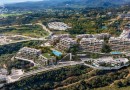 Apartmány s výhledem na moře, vyhřívaným bazénem, 2min od centra Estepony