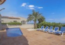 Vila na prodej v první linii s výhledem na moře v Els Poblets (Denia)