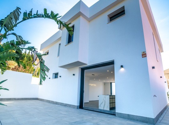 Los Balcones (Los Altos), Villa #CQ-GL-35387
