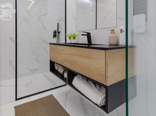 Apartmány se 2 nebo 3 ložnicemi v El Raso.