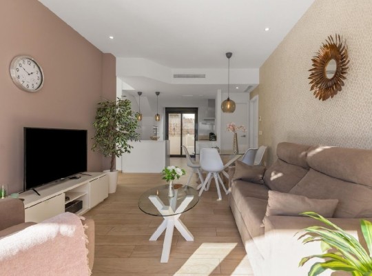 Torrevieja, Villa #CQ-840