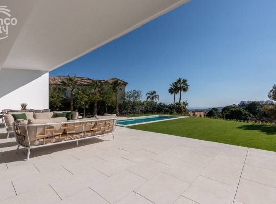 Benahavís (Costa del Sol), Villa - Detached #CM-R3916057