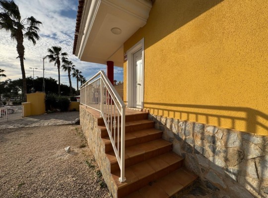 Guardamar del Segura (El Raso, Guardamar), Villa #CQ-989