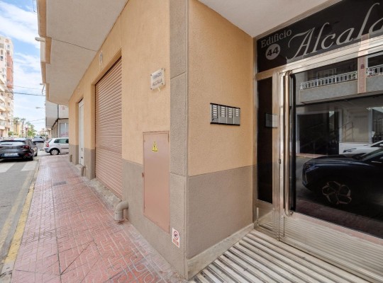 Torrevieja (Playa de los Locos), Apartment #CQ-MY-33244