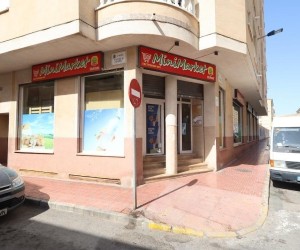 Torrevieja (Estacion de autobuses), Commercial #CQ-JM-28436