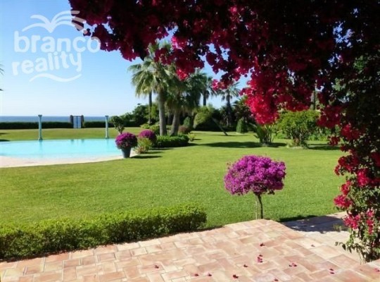 Estepona (Costa del Sol), Villa - Detached #CM-R4050412