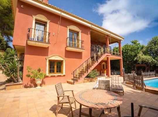 Campoamor, 
Villa   #ES-9146