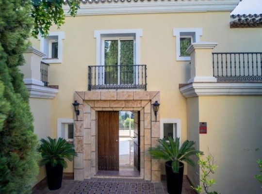 Benahavís (Costa del Sol), Villa - Detached #CM-R4115743