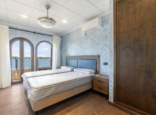 Orihuela Costa (La Zenia), Villa #CQ-BG-30362