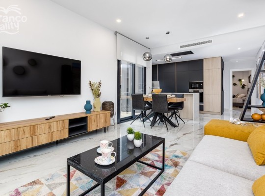 Fully furnished 2 bedroom apartments in El Raso.