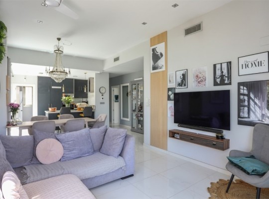 Villamartin, Villa #CQ-OC-74761