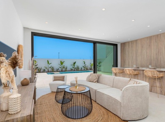 Los Alcazares (Serena Golf), Townhouse #CQ-00-57649