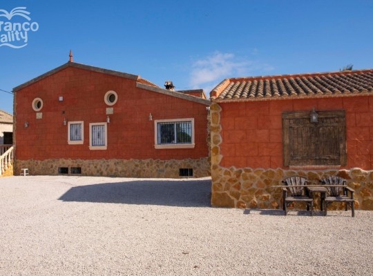Dolores, Finca #CQ-411