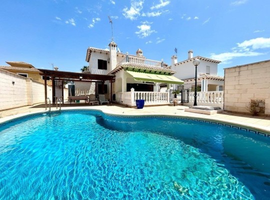 Orihuela Costa (La Zenia), Villa #CQ-UR-49645