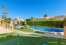 Orihuela Costa (Playa Flamenca), Villa #CQ-BG-96358