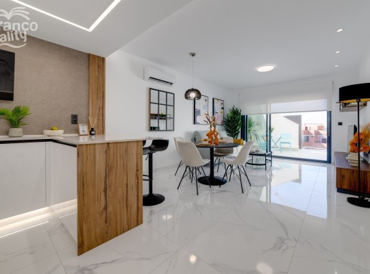 Apartmány se 2 nebo 3 ložnicemi v El Raso.