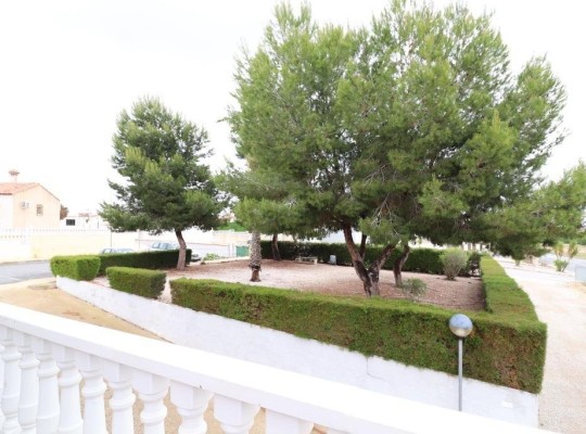 San Miguel de Salinas (Urbanizaciones), Commercial #CQ-JM-76185